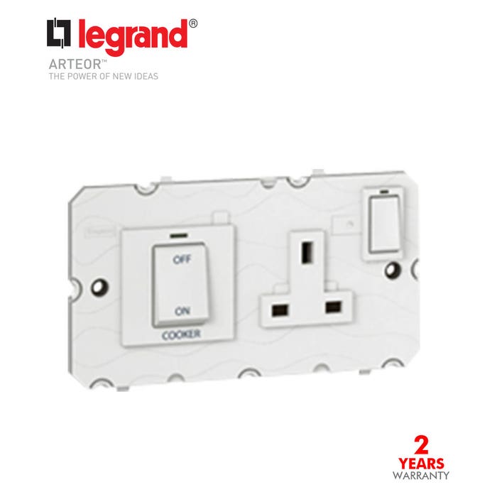 ليجراند - مفتاح فرن 45 أمبير 250 فولت ثنائي القطب مع فيش 13 أمبير مقاس 7x14 - أبيض 